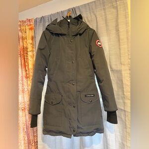 Canada Goose Women's Dark Gray Ski Jacket Size XXS